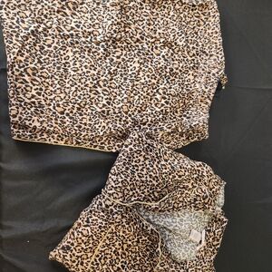 Victoria's Secret 2 Pajama Sets